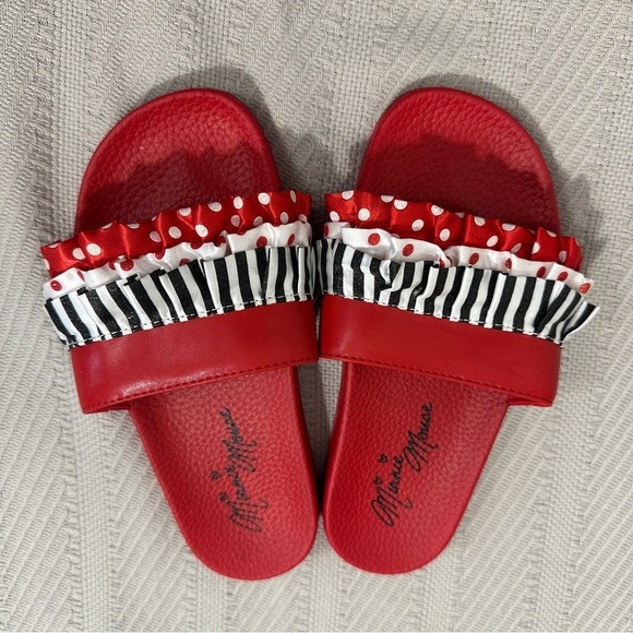 Minnie Mouse slides, girls size 1-2, ruffles, polka dots, spring, summer, beach - Picture 1 of 9